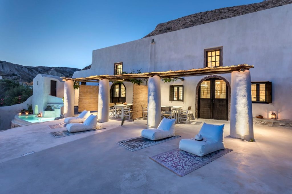 Canava Villas Airbnb in Santorini, Greece
