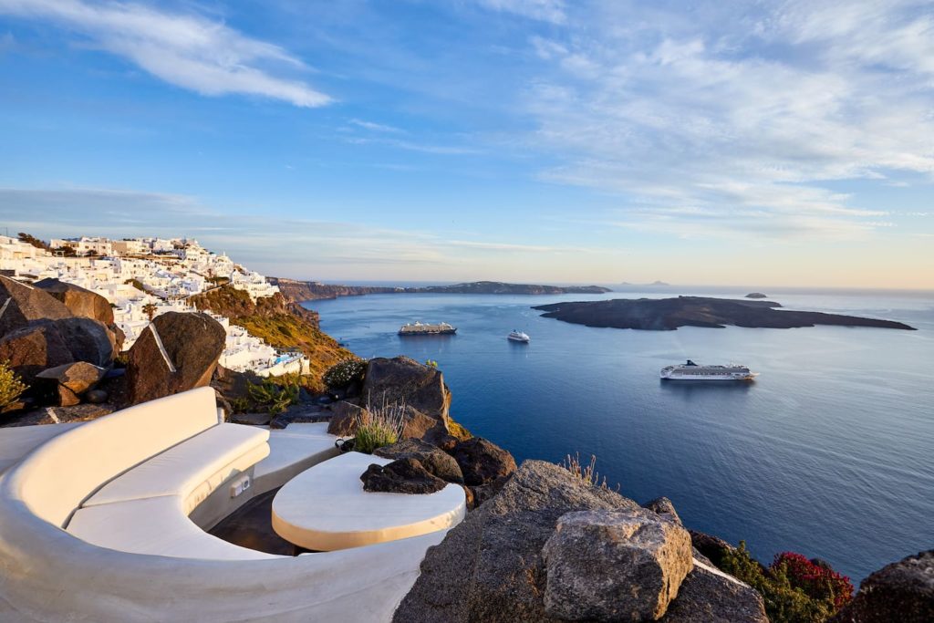 Villa Etheras, a luxury home in Santorini, Greece 